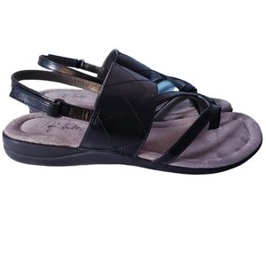 Life Stride Eclipse Black Thong sandals 7M